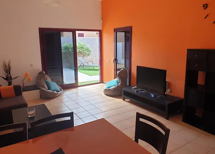 Casa Amor * 科拉雷侯